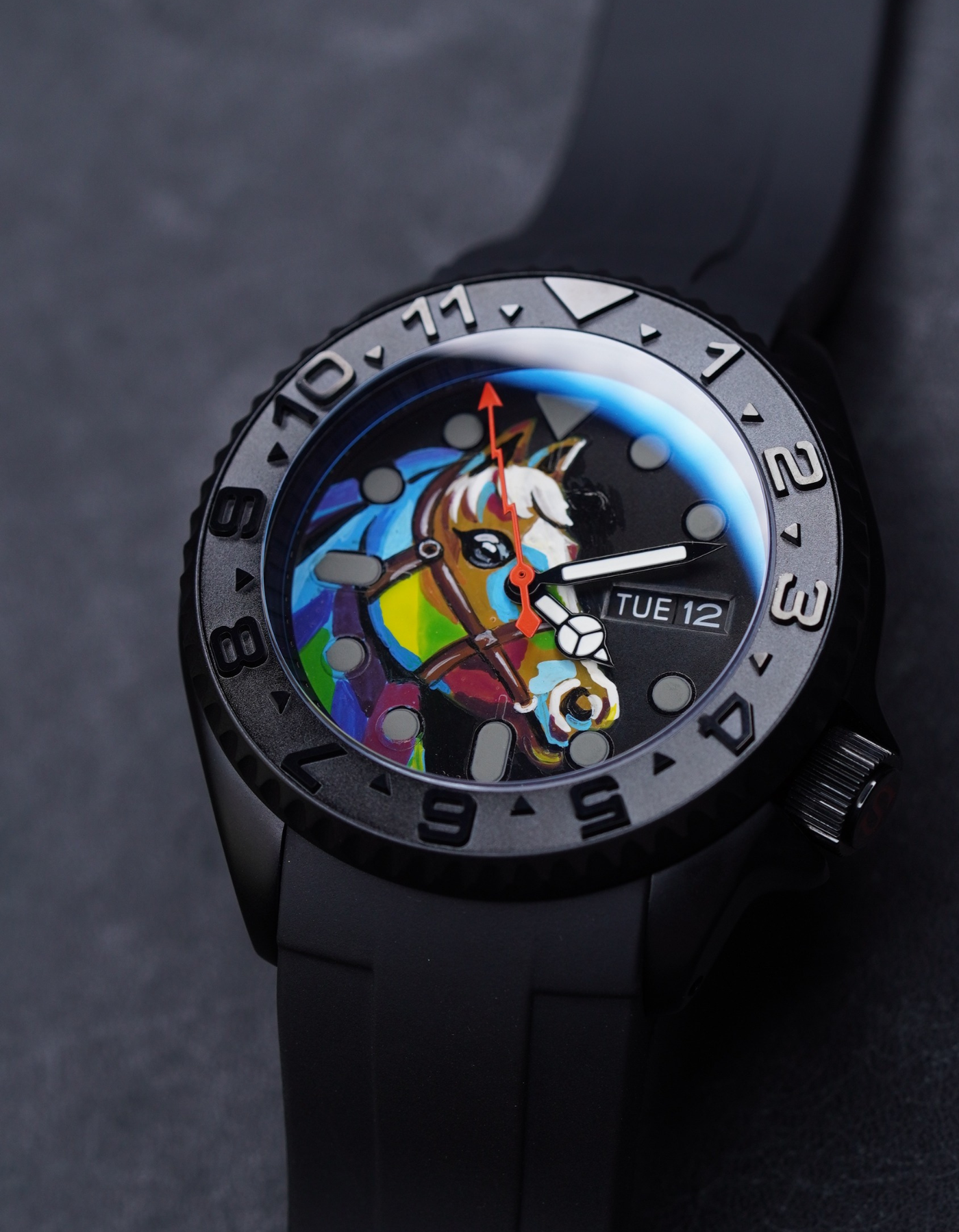 SM 01-26R - The Equestrian Elegance Limited Edition